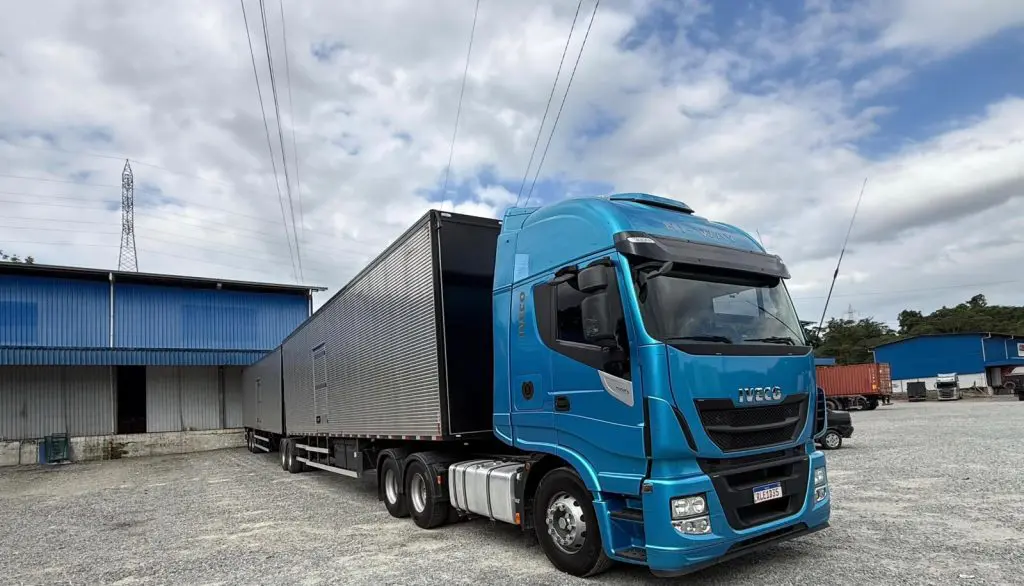 Frota Rayzen Transportes