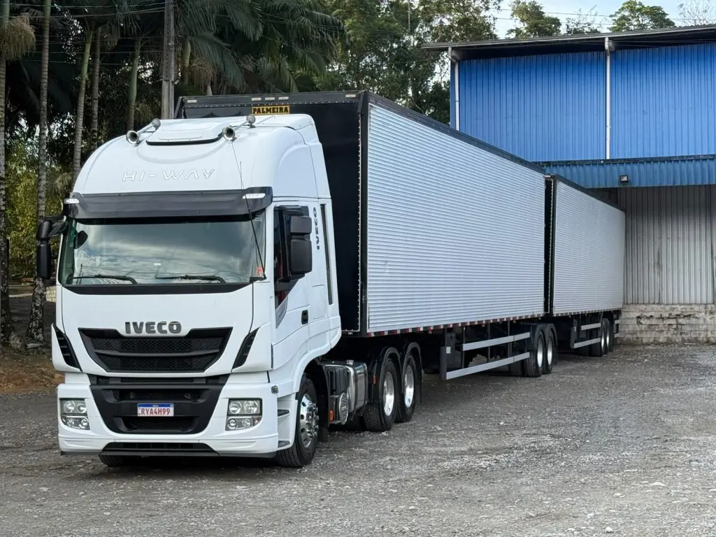 Frota Rayzen Transportes